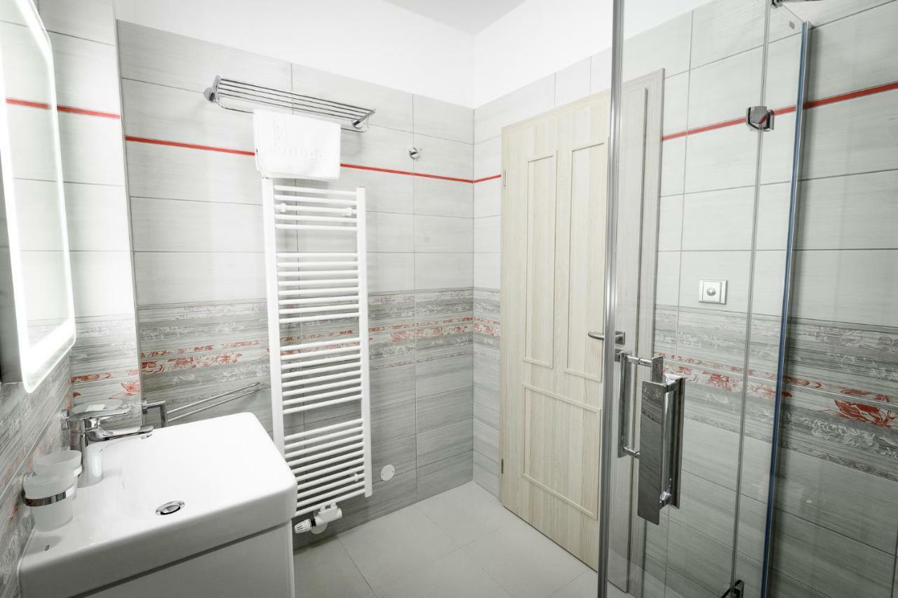 Vencluv Statek Hotell Javornice Exteriör bild